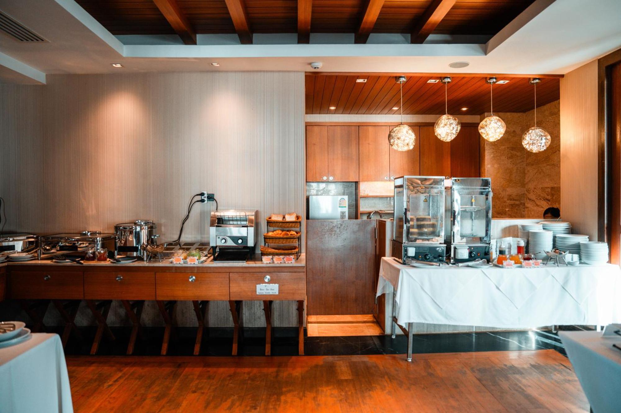 Yotaka Khanom Exterior photo